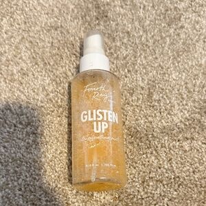 Glisten Up Illuminating Mist - Gold